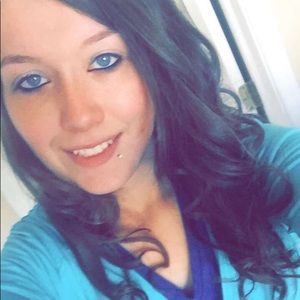 Meet your Posher, Brianna